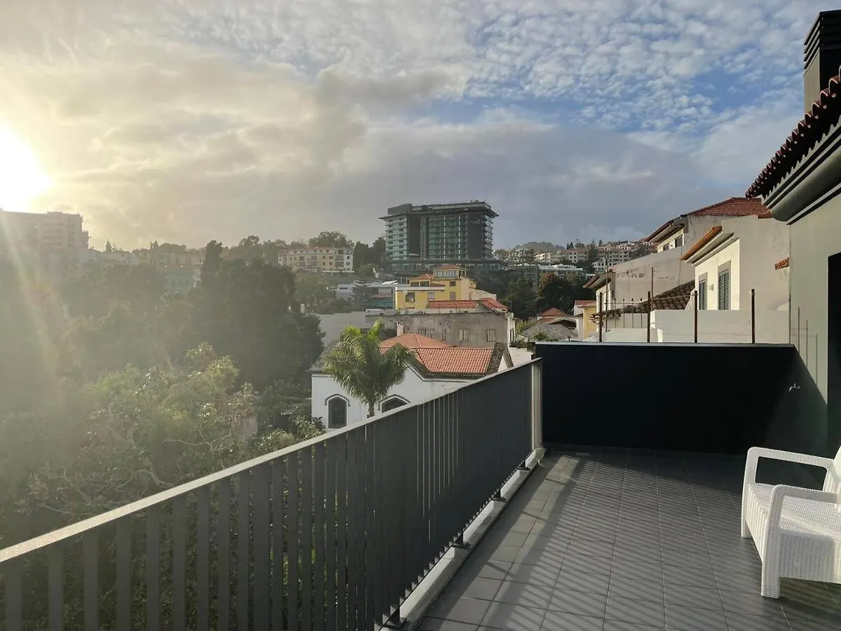 Carreira Residence location