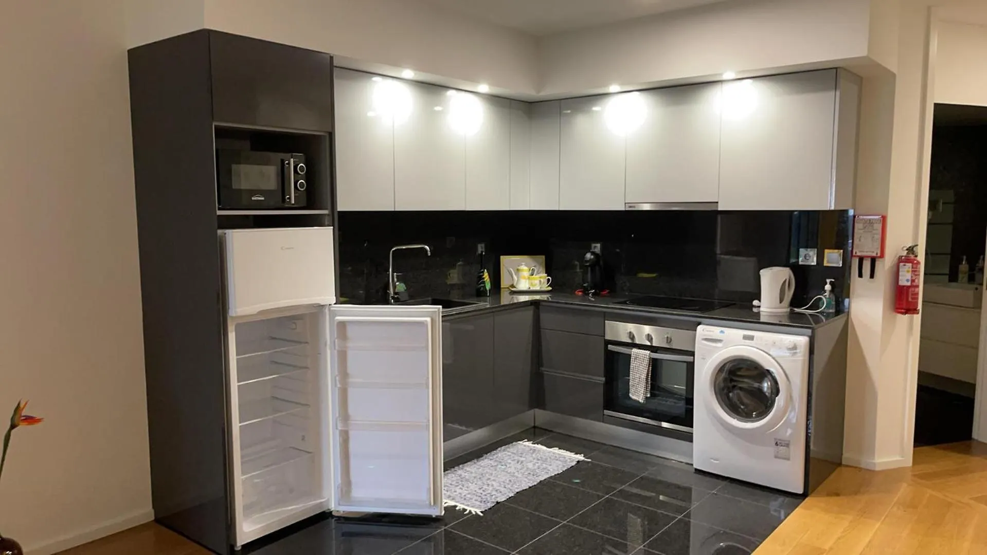 Carreira Residence Funchal  Apartment