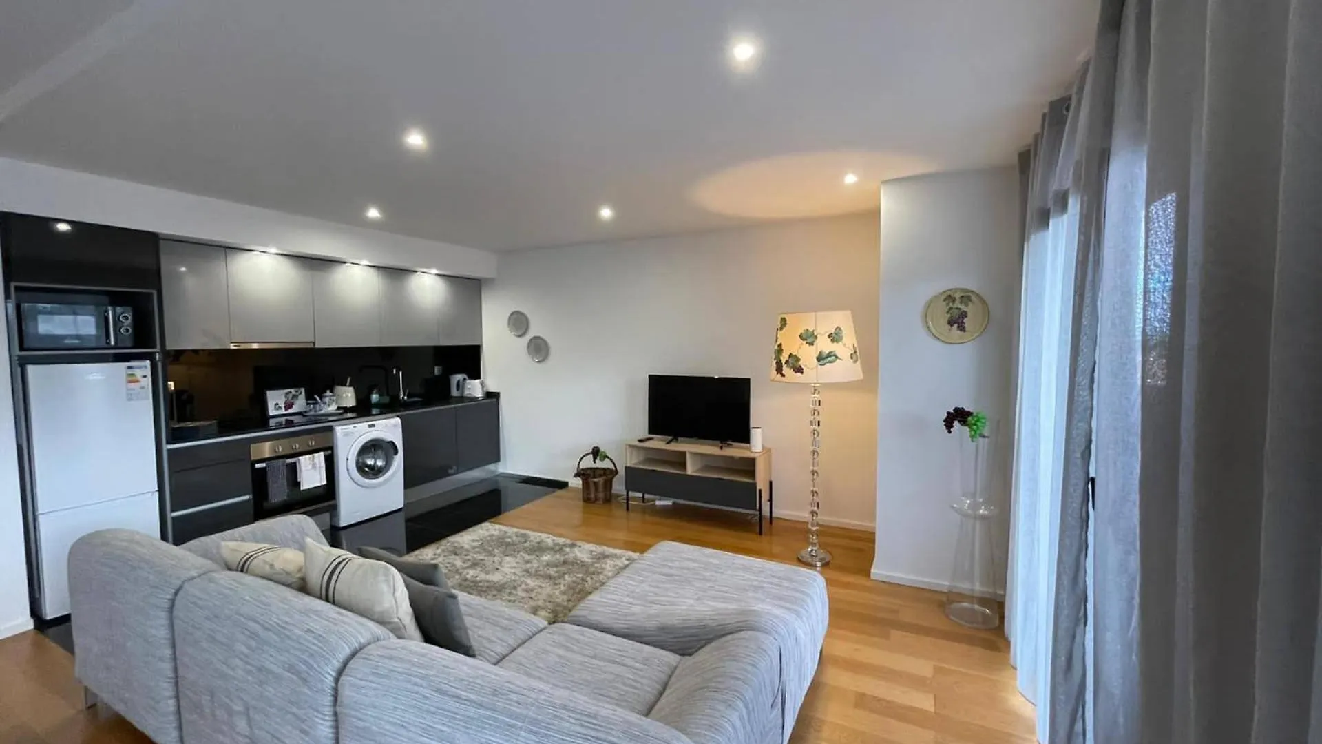 Apartment Carreira Residence Funchal