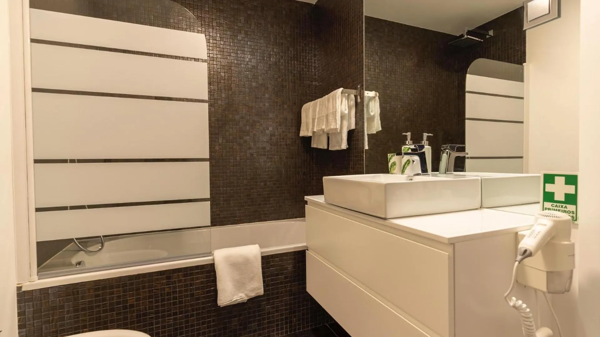 Carreira Residence Funchal  0*, Funchal (Madeira)