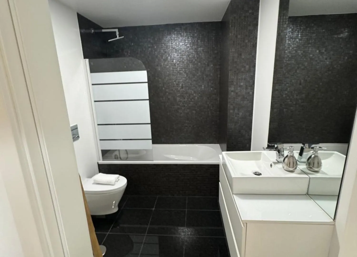 Carreira Residence Funchal  Apartment