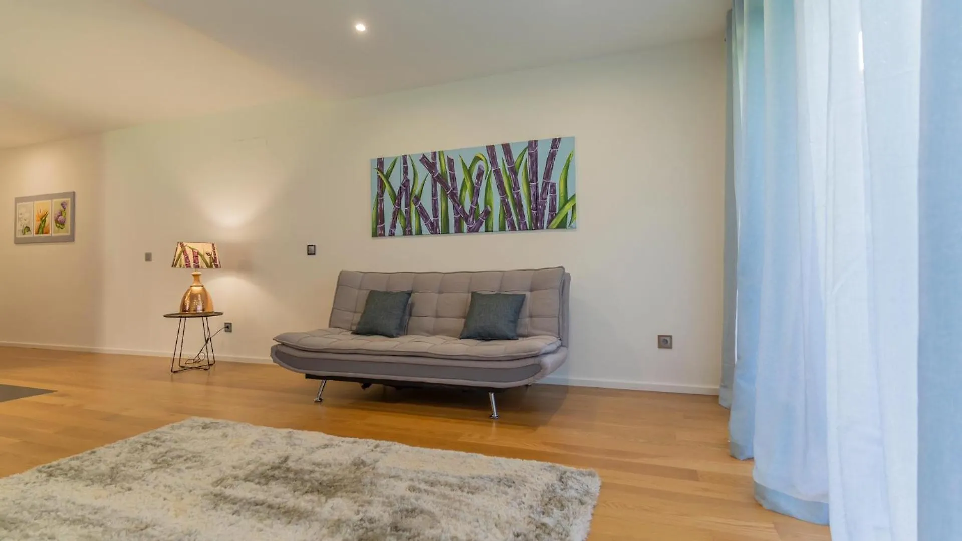 Carreira Residence Funchal